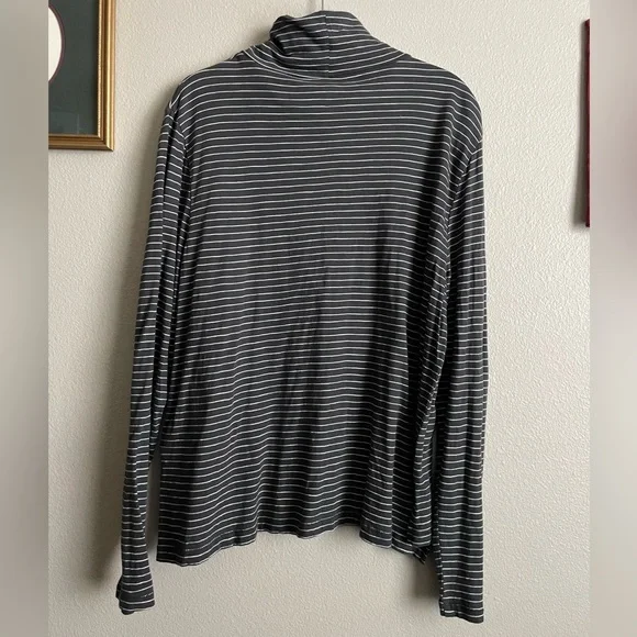 Madewell Whisper Cotton Turtleneck Tee size Large - Picture 2 of 6